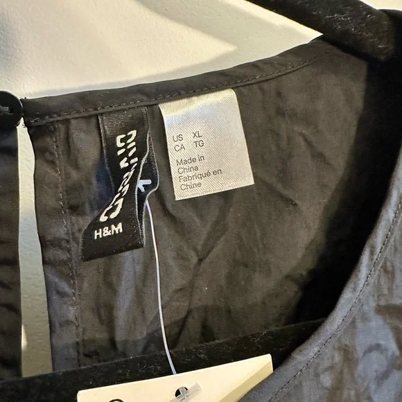 H&M Puffer Dress -BNWT - Picture 3 of 9